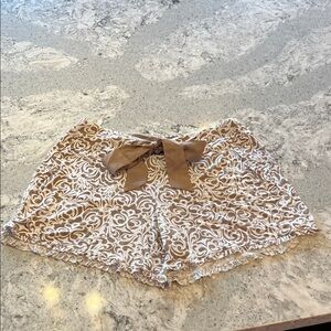 Soma Tan and Cream Swirl Shorts Size S